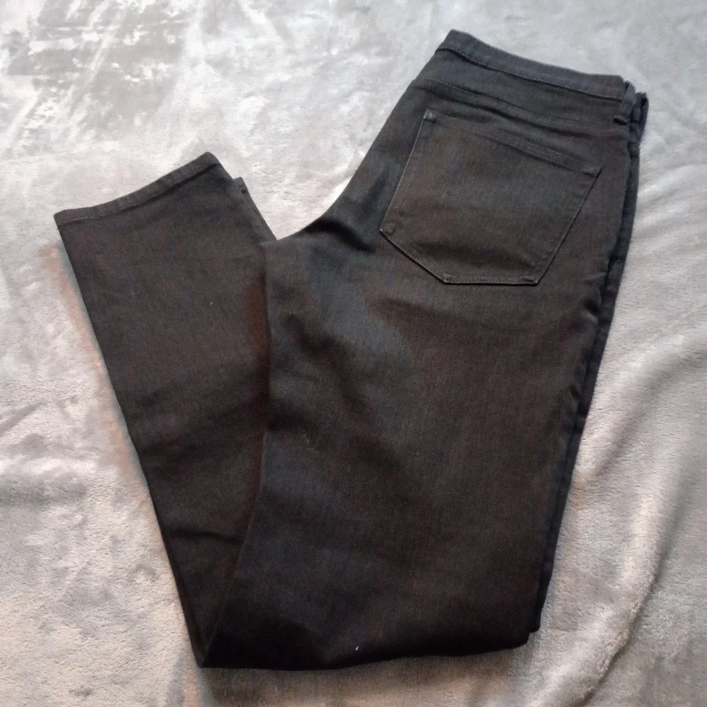 Everlane Jeans Womens Size 33 x 31.5 Black Straight Leg High Waist Gothic Preppy